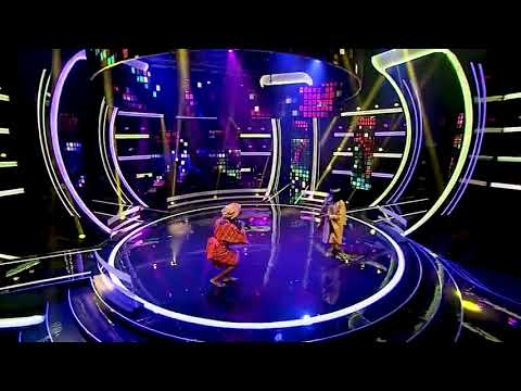 Tamara vs Naomi Mac - Ladies and Gentlemen.