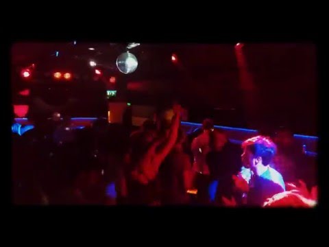 Dj Groovelyne Live playing "Deep down low" @MORRISON'S 2 KLUB ~ 3:30 AM