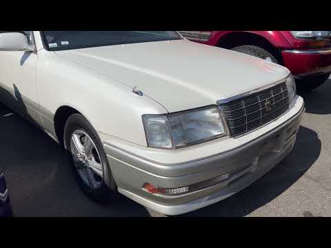 Thumbnail for 1996 Toyota Crown Royal Saloon cold start video by Toyota Crown