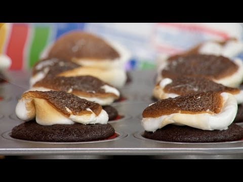 Marshmallow Cupcakes - Mad Hungry with Lucinda Scala Quinn