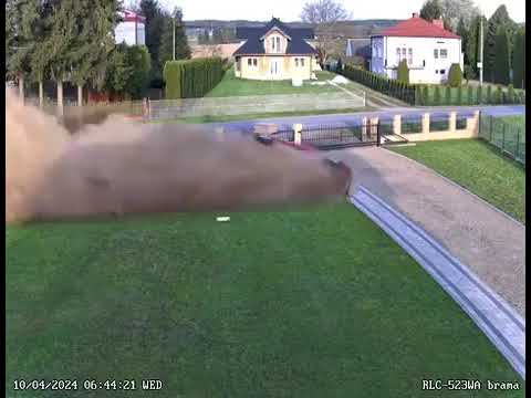 W Dębowcu na Podkarpaciu 19-letni kierowca