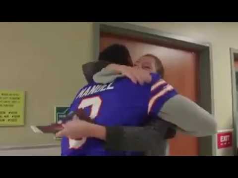 Buffalo Bills Visit ECMC's Trauma Team