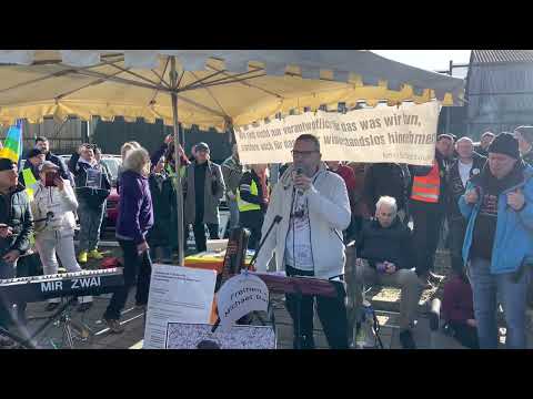Rede von Rechtsanwalt Ralf Ludwig vor der JVA Stuttgart-Stammheim #FreeMichaelBallweg #FreeBallweg