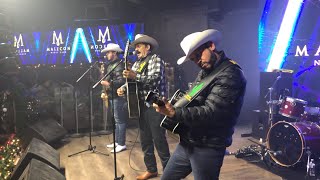 El Jorongo- Migueles de Miguel Montoya en Estados Unidos