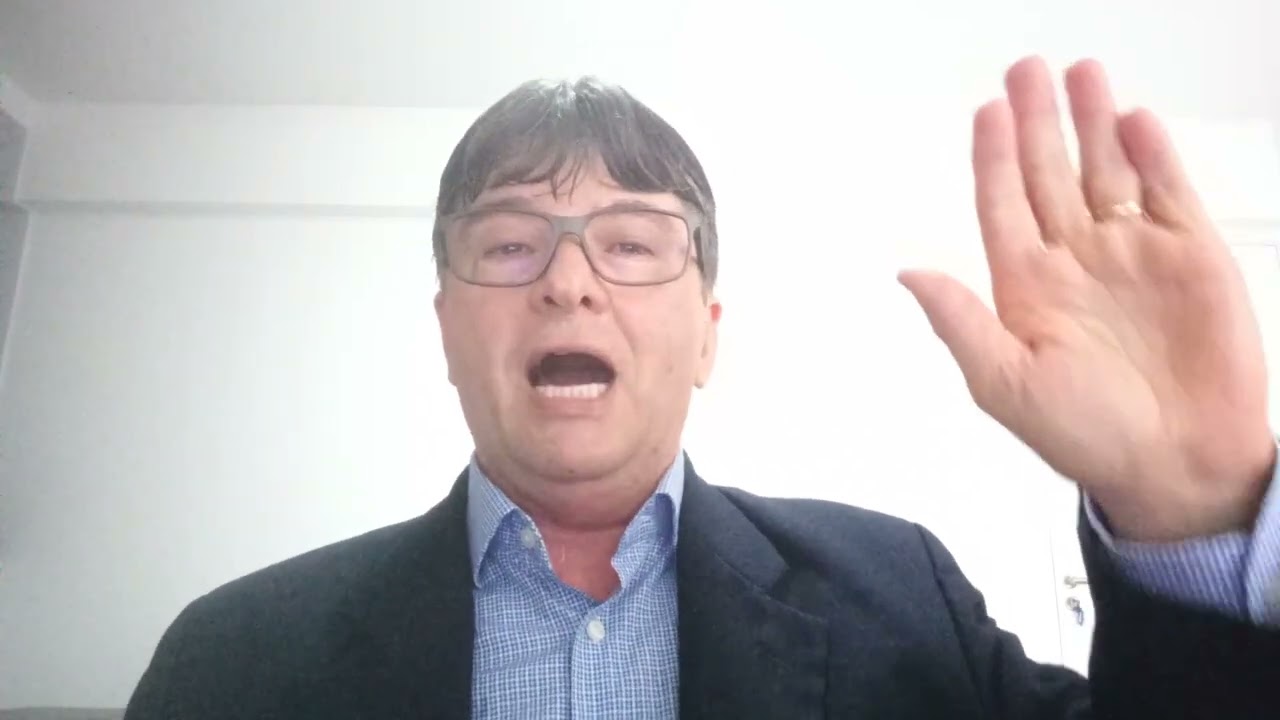 COM QUANTOS DIAS DE NASCIDO JESUS FOI APRESENTADO NO TEMPLO?