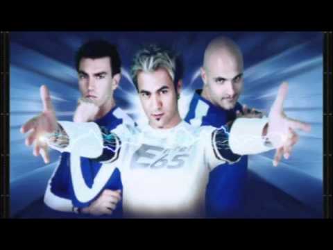 La faccia di decolorazione fa i bagagli su albume Macchia scura su pelle del bimbo