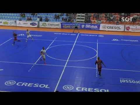 Cascavel Futsal vence Operário Laranjeiras de virada e assume a liderança da Série Ouro