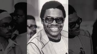 Holding On To A Dying Love -  Otis Clay