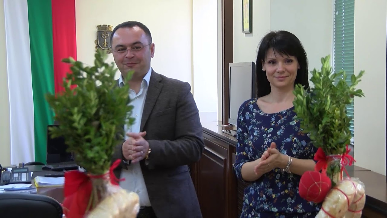 Коледари наричаха за здраве и плодородие в община Хасково