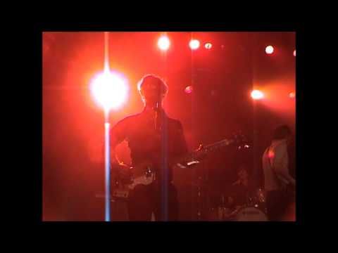Broken Glass Heroes - I don't need a woman (live @ CC Mechelen 2011)
