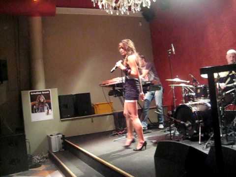 Kristiina Brask - Enemmän Kuin Ystävä (Live at Belly 15.9.2009)