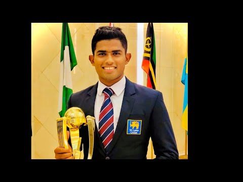Amshi de Silva Won The National Best Bowler Award 2021