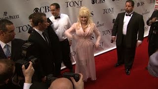 Dolly Parton: Queen of Country (Trailer)