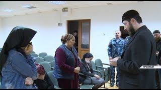 Полицейские задержали шарлатанку, занимавшуюся лжецелительством и магией