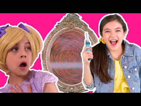 TELEPORTATION MAGICAL MIRROR 💫 Princesses on a lost mission! - Princesses In Real Life | Kiddyzuzaa