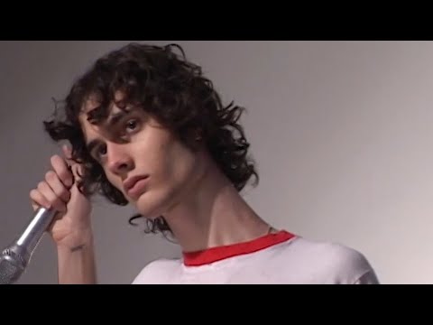 sombr - come closer (official visualizer)