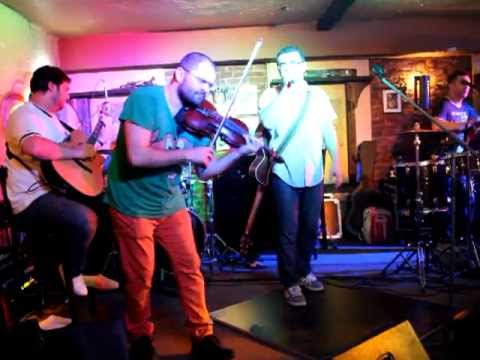 Dragoste rurala-Mihai Margineanu live in Club Hush din Pitesti