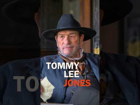 Tommy Lee Jones Speaks Spanish?!