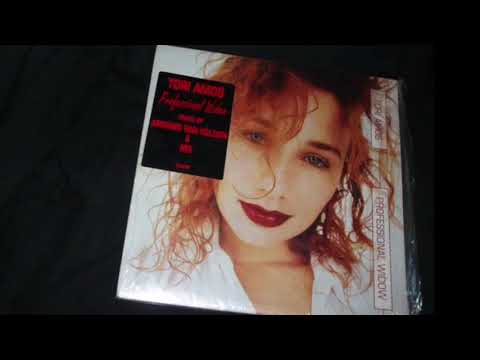 Tori Amos - supply (professional widow) garage remix
