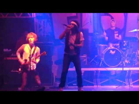 Forever The Sickest Kids e Cine em Curitiba