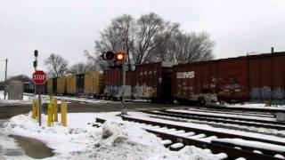 preview picture of video 'NS units head through East Dubuque ILL on 2-9-2013 076.mov'