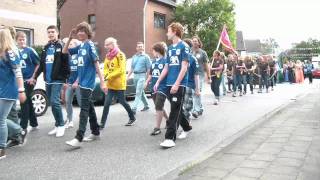 preview picture of video 'Beckrather Kirmes 2011 - Festzug durch den Ort'