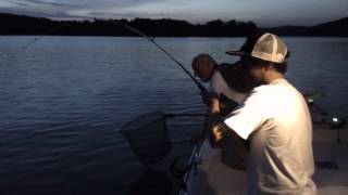 preview picture of video 'Carters Lake Aboard Firstbite 5/2/12'