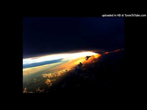 Tomas Skyldeberg - Climbing Through Air