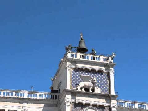 Часовая башня Торре делл'Оролодж Венеция