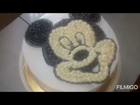 cartoon face cake design