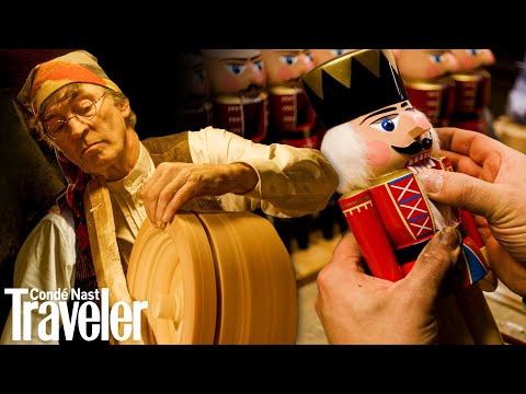 Das winzige deutsche Dorf, das die besten Weihnachtsspielzeuge der Welt herstellt | Condé Nast Tr...