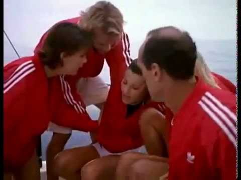BAYWATCH S06E13 - Neely saves Caroline after she is hit in head & knocked overboard (DROWNING)