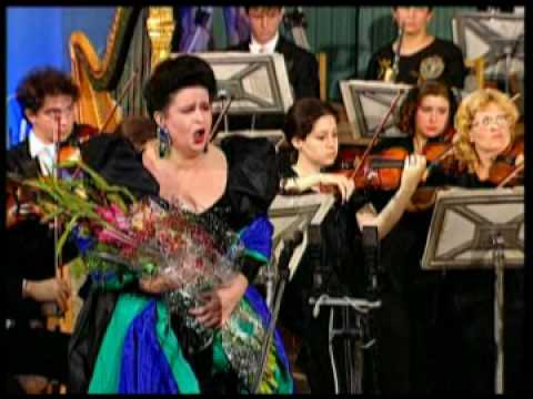 MARIANA NICOLESCO soprano - Cilea ADRIANA LECOUVREUR Poveri fiori (Adriana)