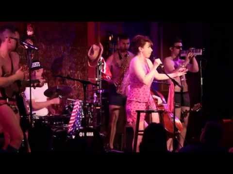 The Skivvies feat. Lesli Margherita - Alcomedley