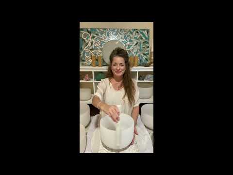 B Quartz Crystal Singing Bowl For Sound Healing Crown Chakra 9"