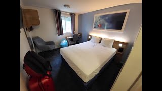 Travelodge Bethnal Green | Double Room | Room Tour