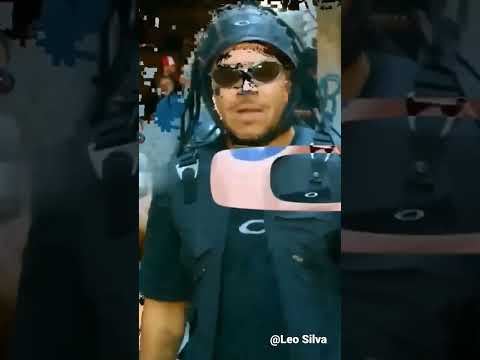 Mc Kapela me envelopes de oakley #mckapela #funk