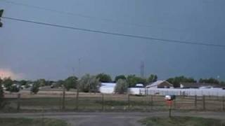 preview picture of video 'Storm with sirens S. of Amarillo, June 4, 2009'