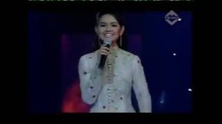 Download lagu Siti Nurhaliza - Nirmala (Konsert special Siti Nurhaliza 2003 - Trans Tv) mp3