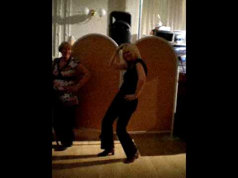 LINDA AT SPIRELLA OCTOBER 08