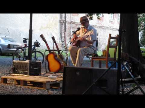 Retro Blues - Retro Blues - Blues o tchyni