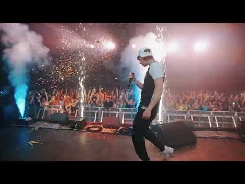 Tays Performing in Manchester (Shutdown)