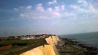 preview picture of video 'Paragliding - Newhaven scratching for lift'