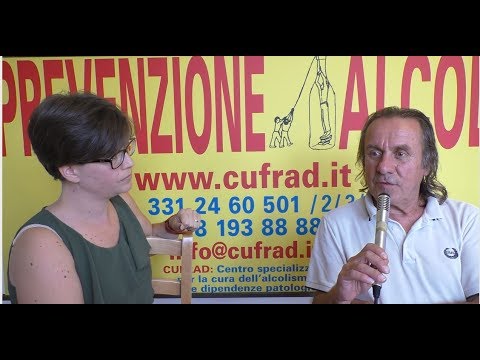 Cura di asilo di pazzo di SPb di alcolismo Nellarea gorokhovetsky il figlio ha ucciso la madre a causa dellalcool fatto