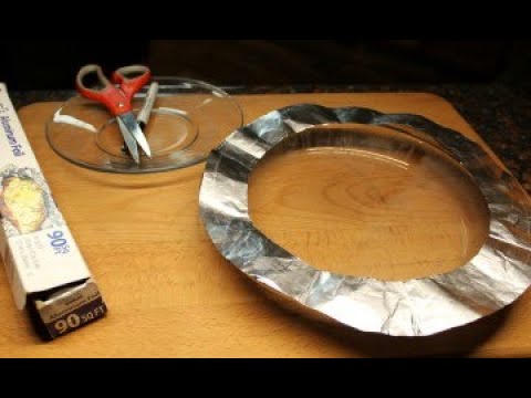Make a Pie Crust Shield with Iowa Mom