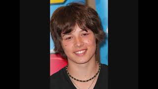 Don&#39;t Move On- Living For The City- Changes Medley (Leo Howard Video)