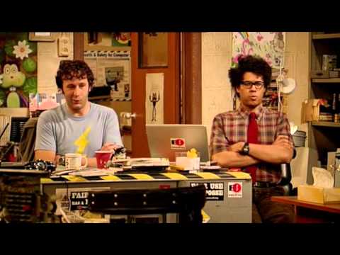 The IT Crowd - Roy and Moss discuss a soccer match