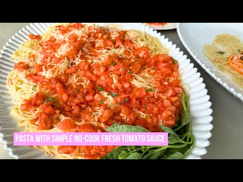 No-Cook Fresh Tomato Sauce Recipe for Spring | Healthy & Ready in Minutes!