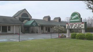 Warren restaurant adding grocery pick-up to menu