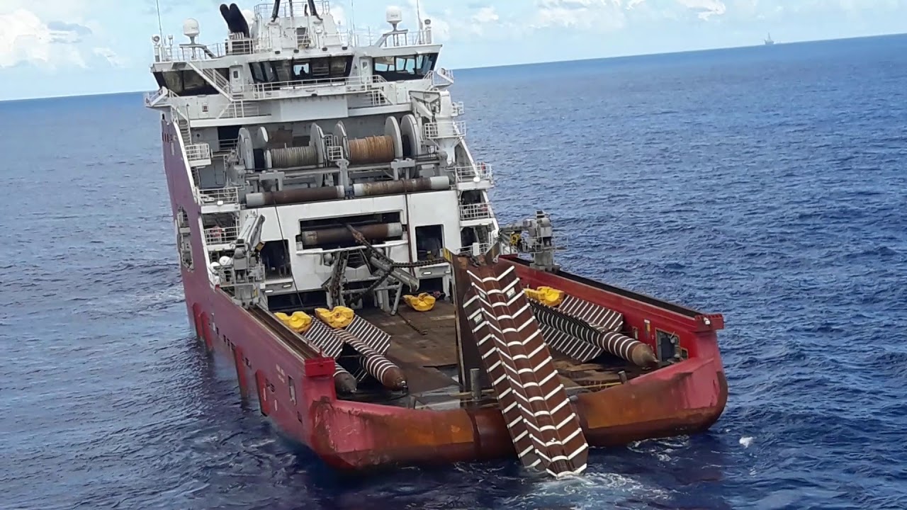 Lançamento de ancora torpedo